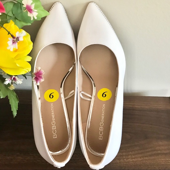 BCBGeneration Women’s White Heels 4" - Picture 4 of 15